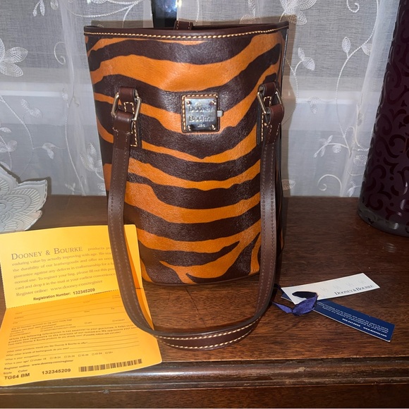 Dooney & Bourke Bag - Picture 1 of 6